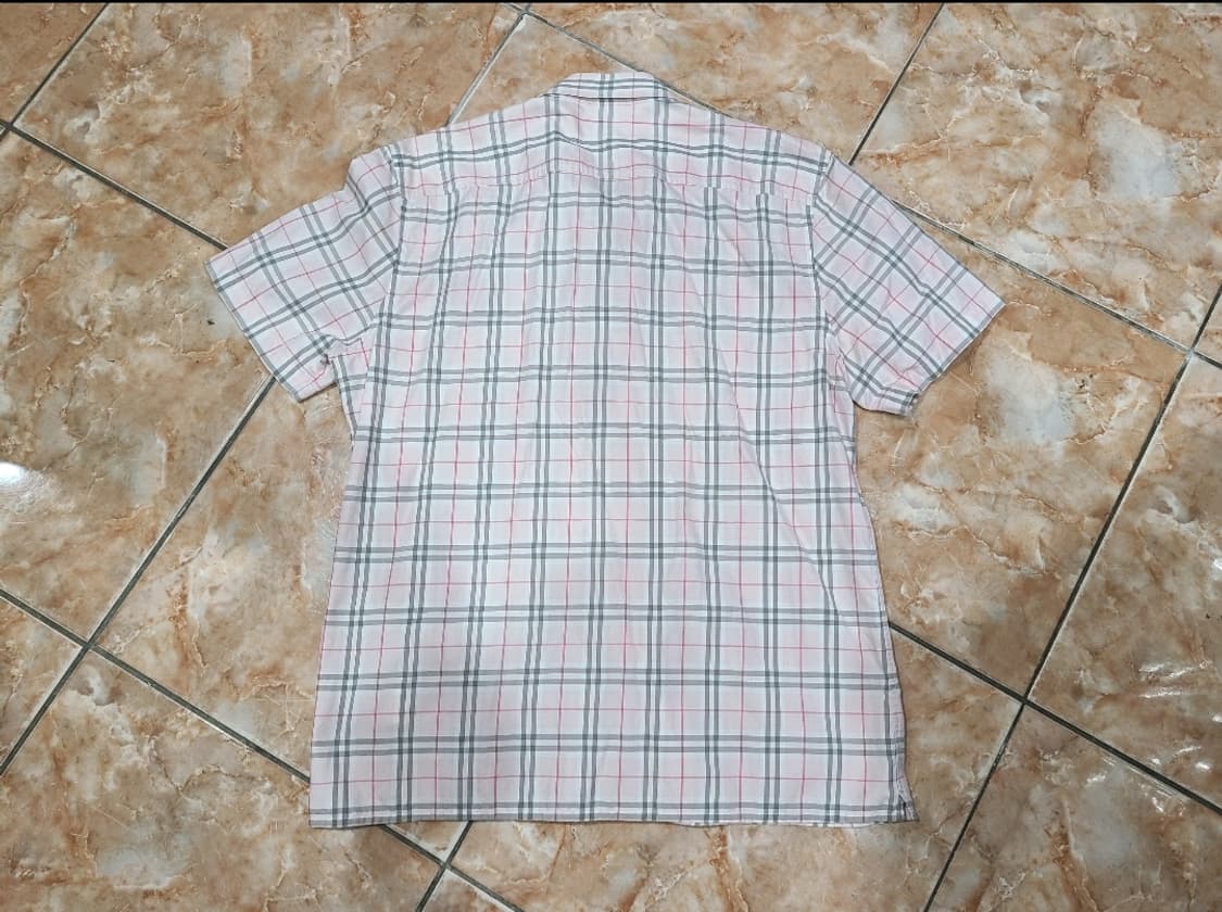 버버리 핑크색 체크셔츠 상품이미지3