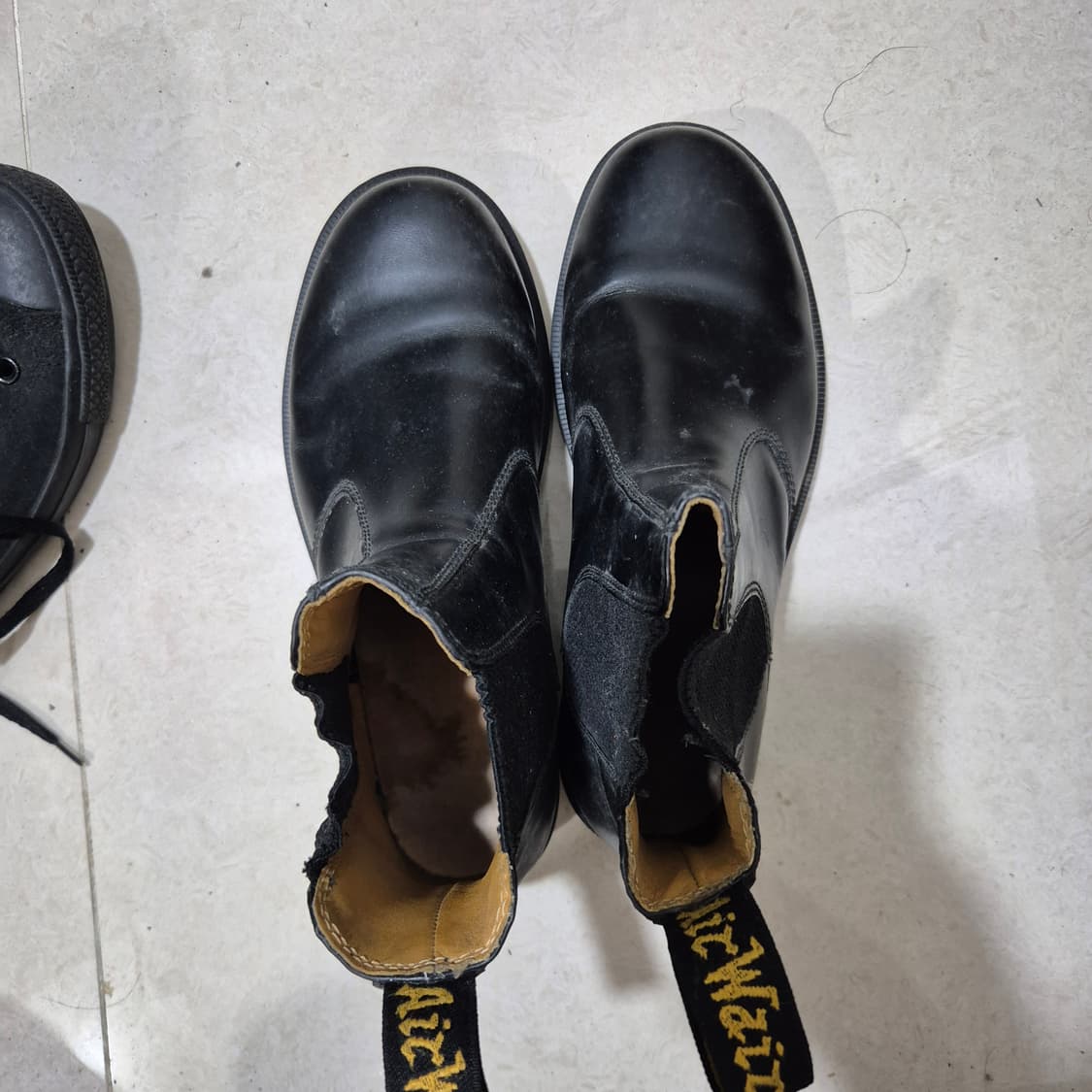 닥터마틴 첼시부츠 상품이미지1