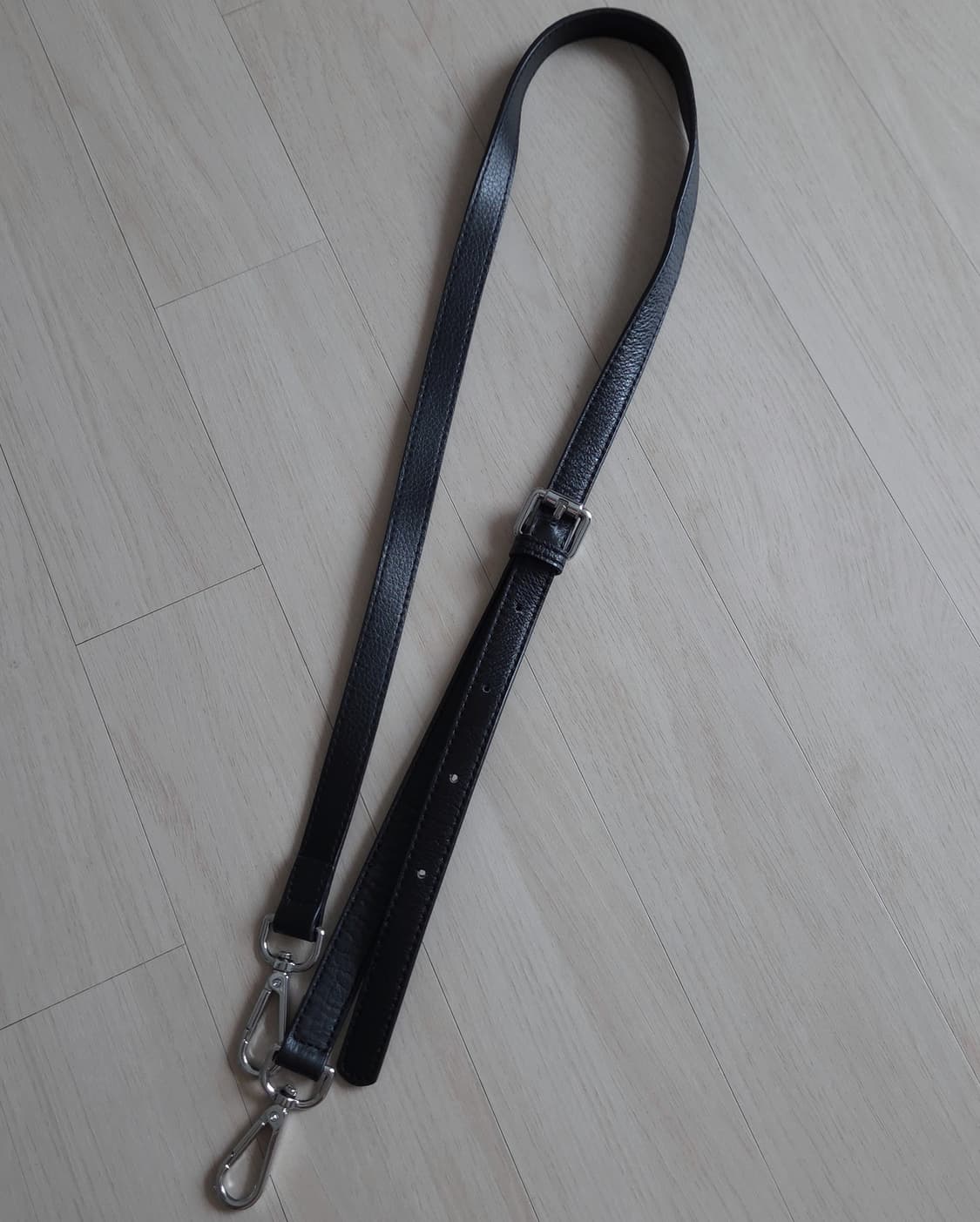 블랙 스터드 빈티지 레더 토트백 상품이미지4