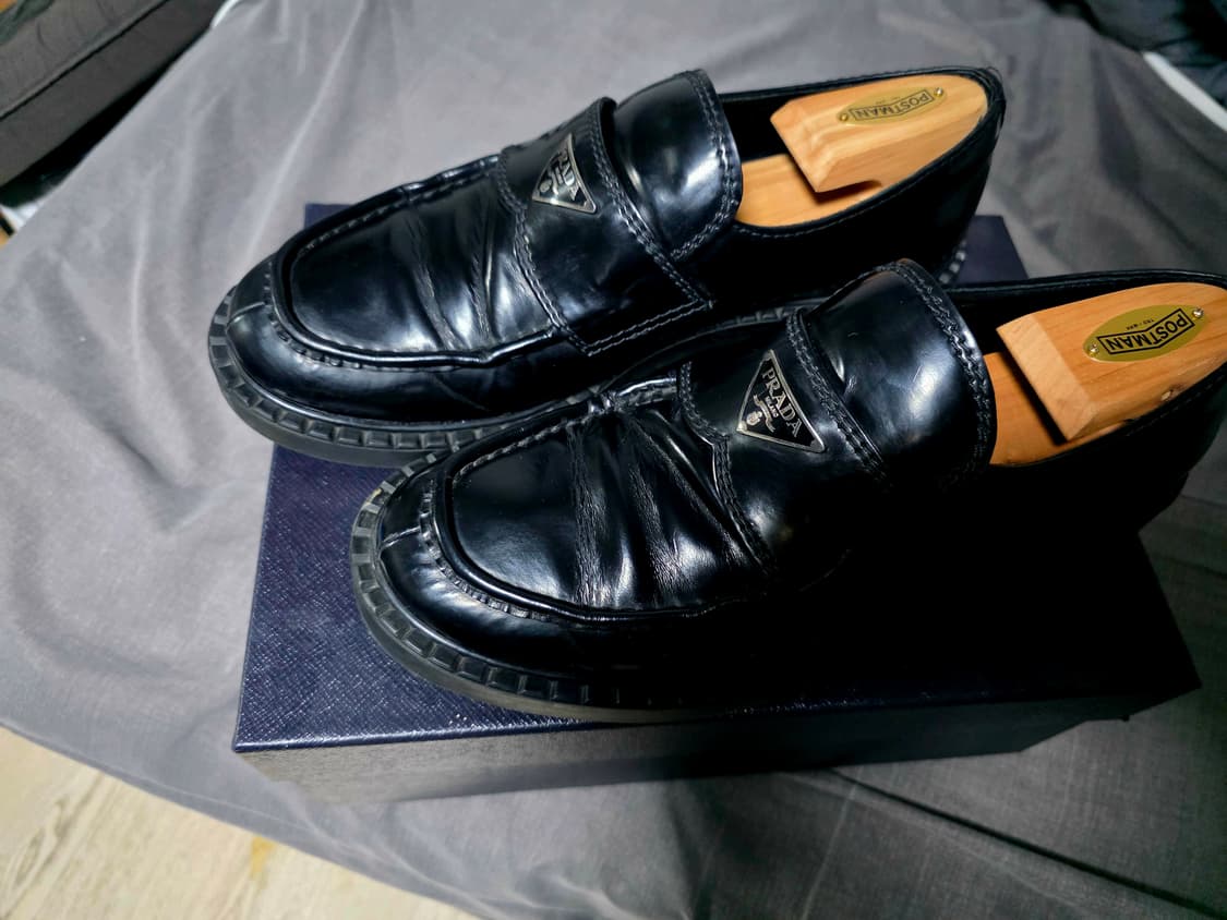 프라다 초콜릿 브러시드 가죽로퍼(가격다운) 상품이미지2