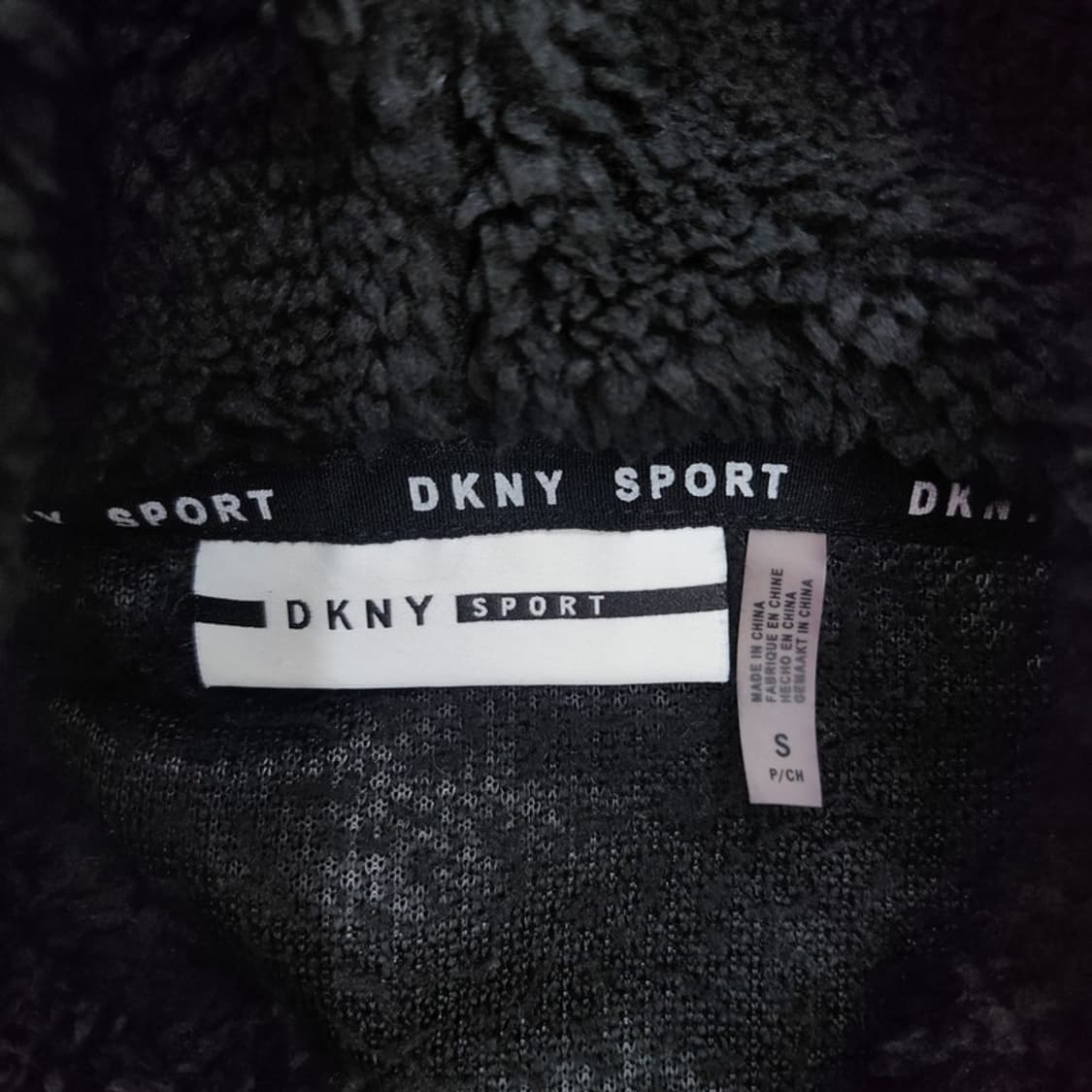 DKNY 블랙 플리스 후드티 S 상품이미지5