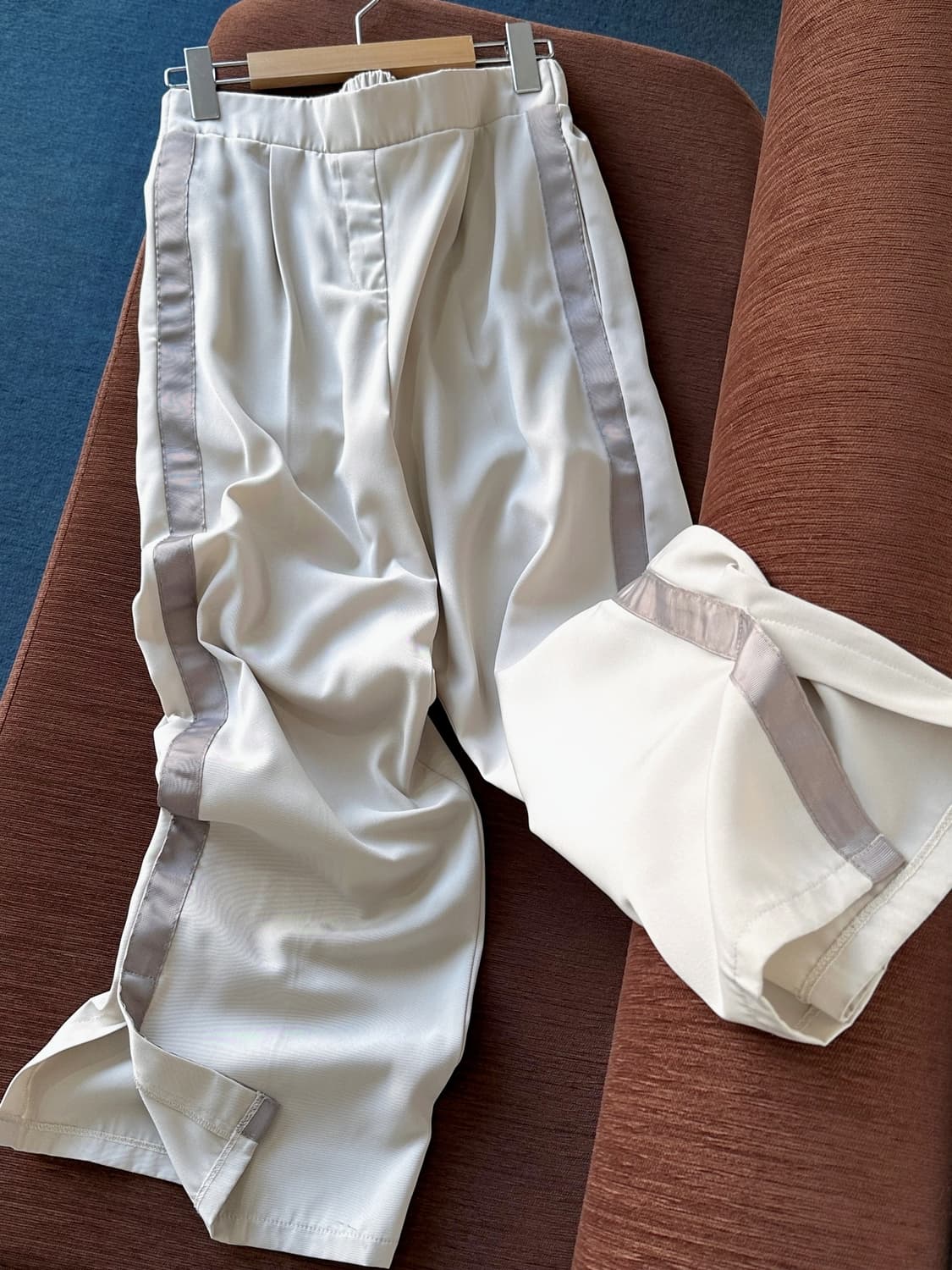 High gauge side line design easy trouser 상품이미지1