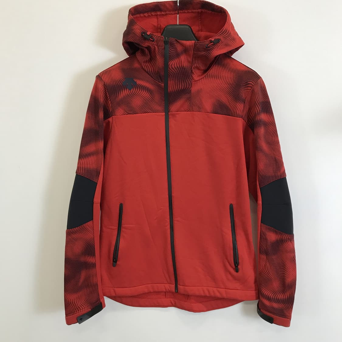 데상트 패턴 바람막이자켓 [95사이즈] 상품이미지1