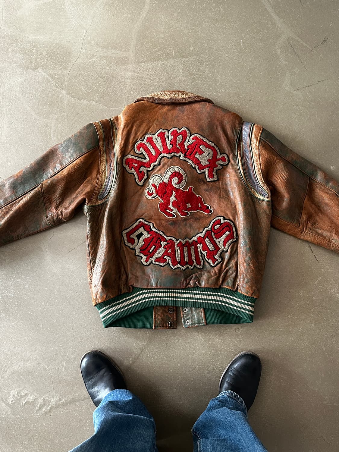 90s Avirex 아비렉스 스톤워싱 레더 바시티 자켓 상품이미지1