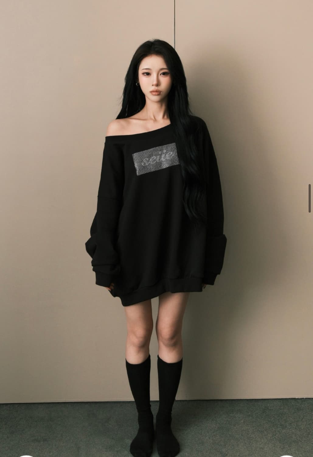 seiie 세이에 원숄더 맨투맨 Twinkle Off shoulder 상품이미지3