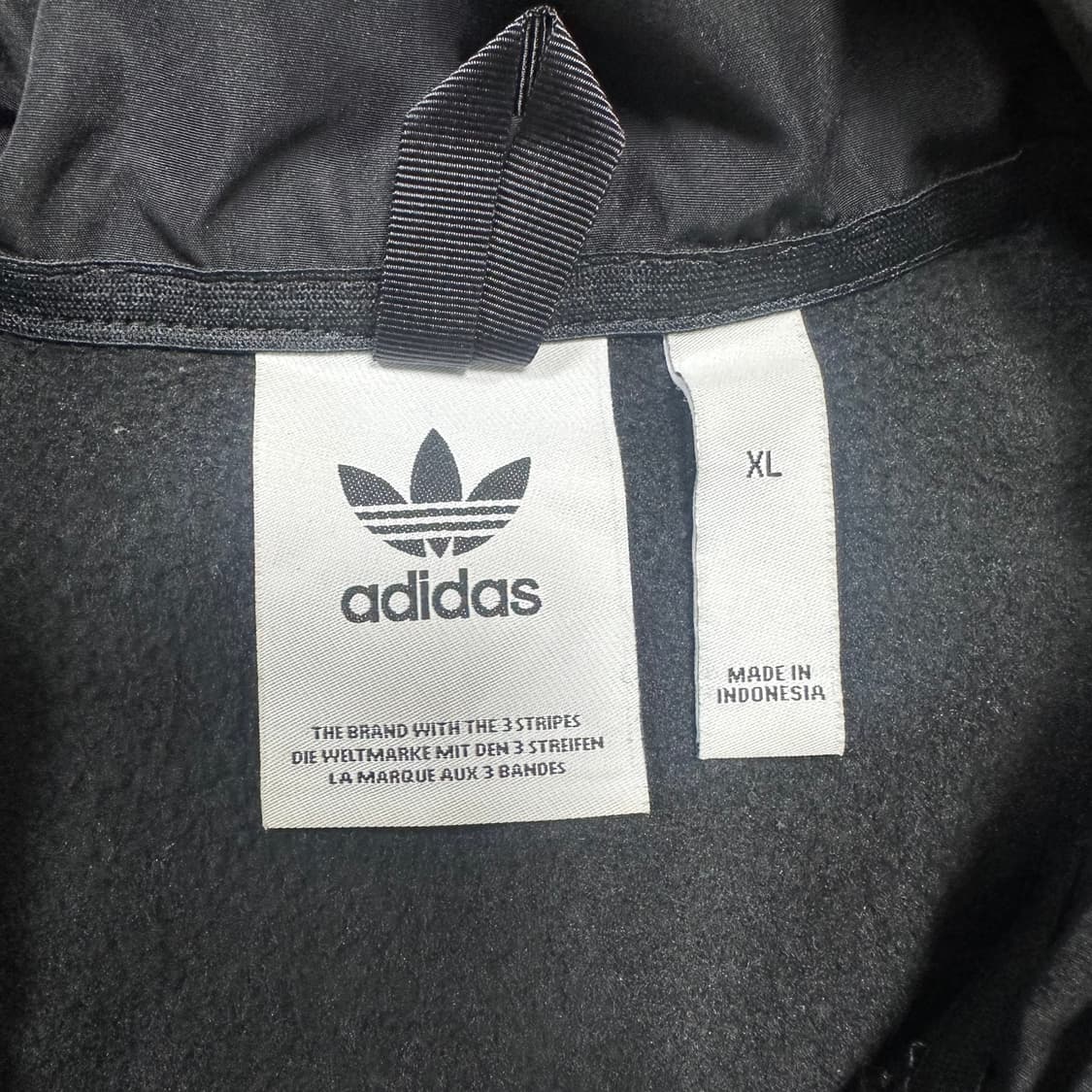 ✨ (세트) 아디다스 빅로고 배색 플리스 반집업  상품이미지4