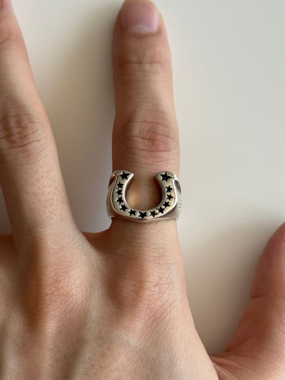 THICK STAR RING 두꺼운 별 고리 상품이미지3