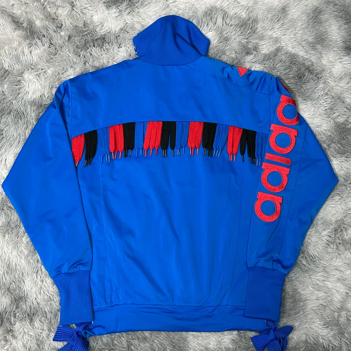 아디다스 유니크 빅로고 트랙탑  상품이미지2