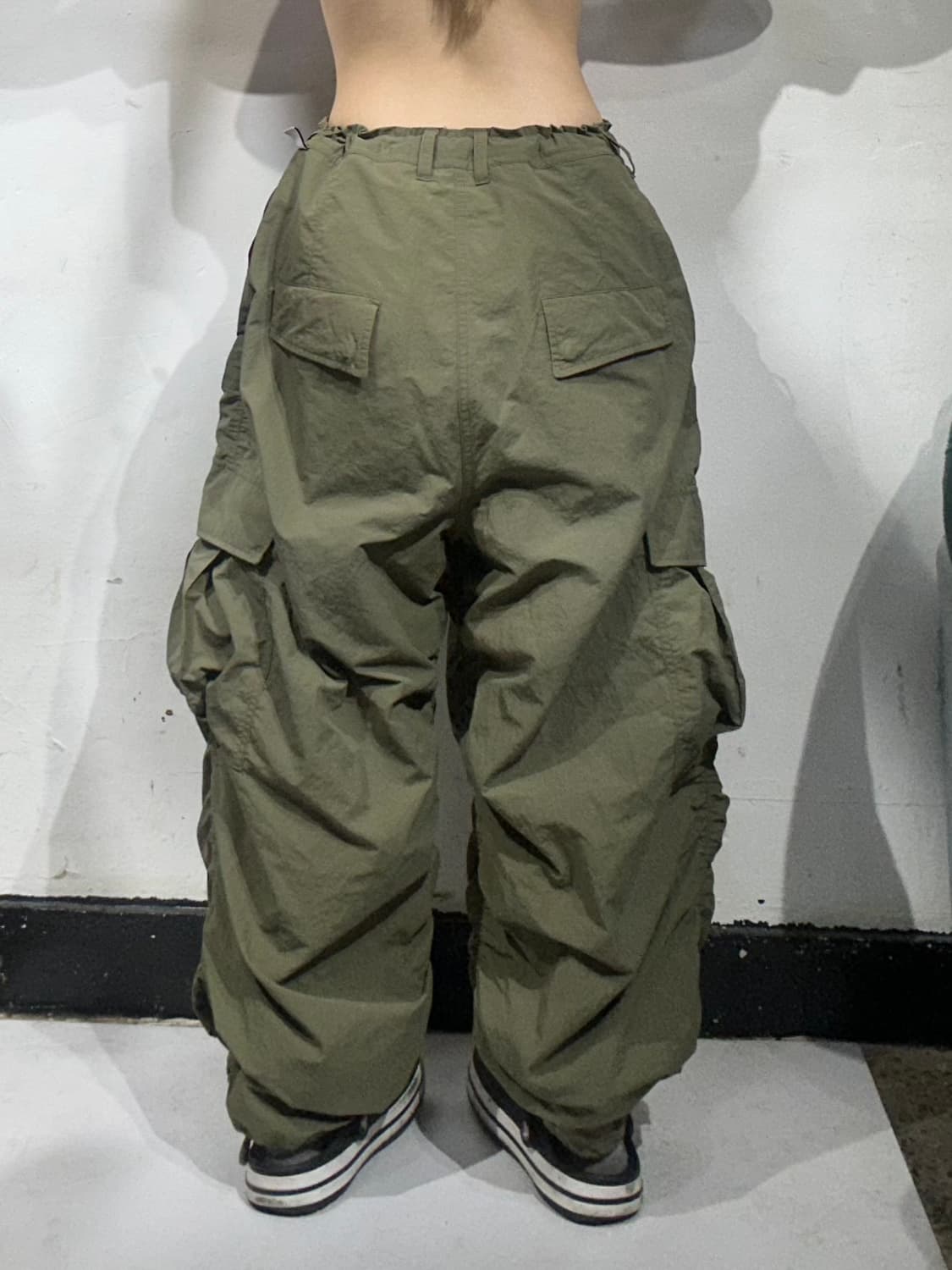 엑스톤즈 곱창 와이드 벌룬 올리브 카키 카고 팬츠 L 상품이미지3