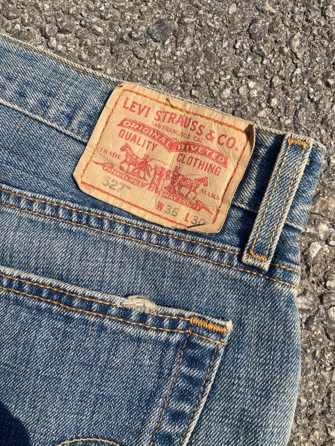 36) 00s Levis 527 Boot Fit Jeans 상품이미지4