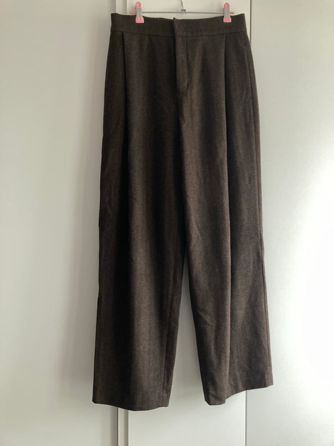 아모멘토 울 팬츠 상품이미지1