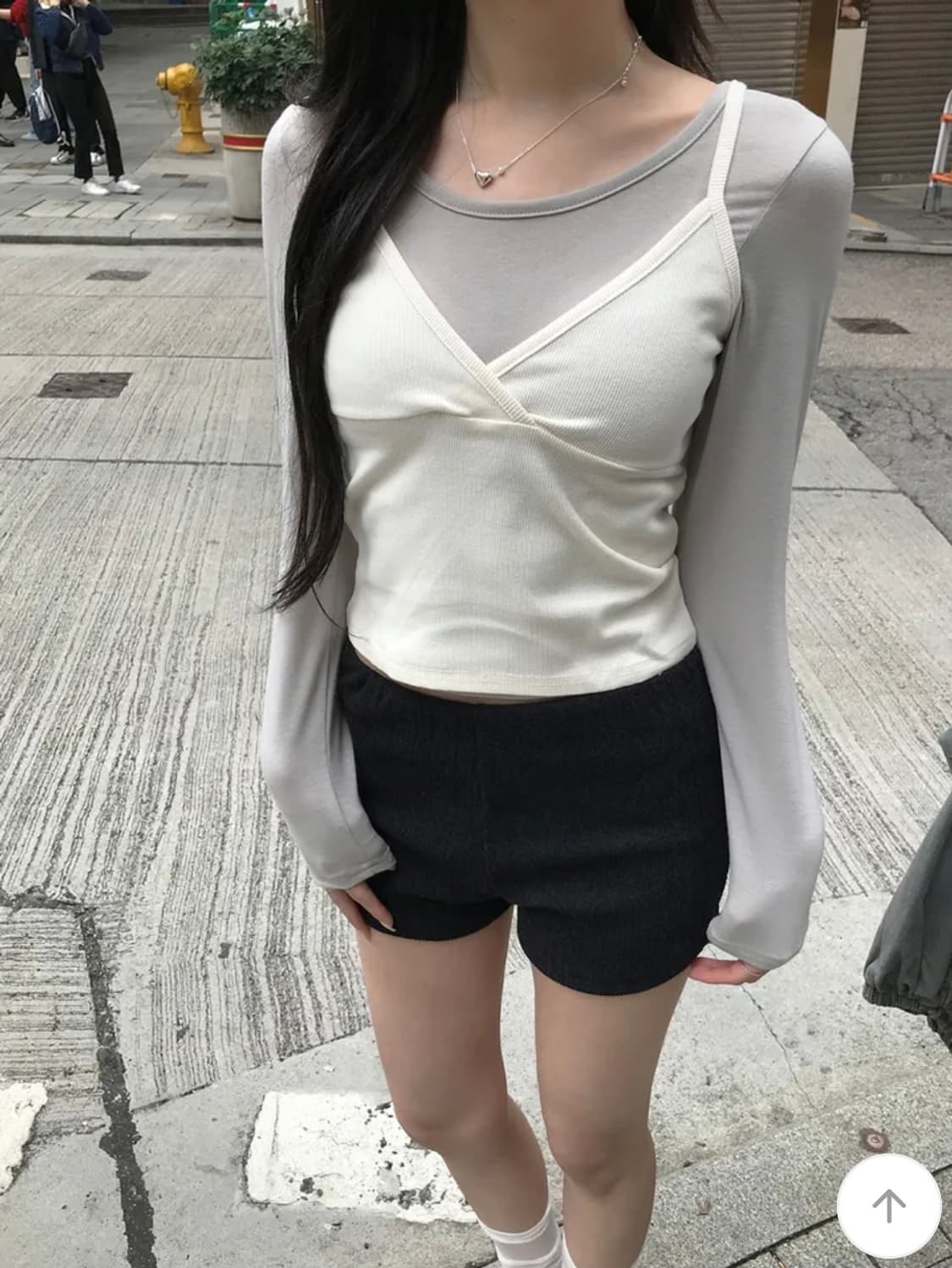 [새제품.바로배송] 미니포에 모브 레이어드 탑 세트 카키 상품이미지1