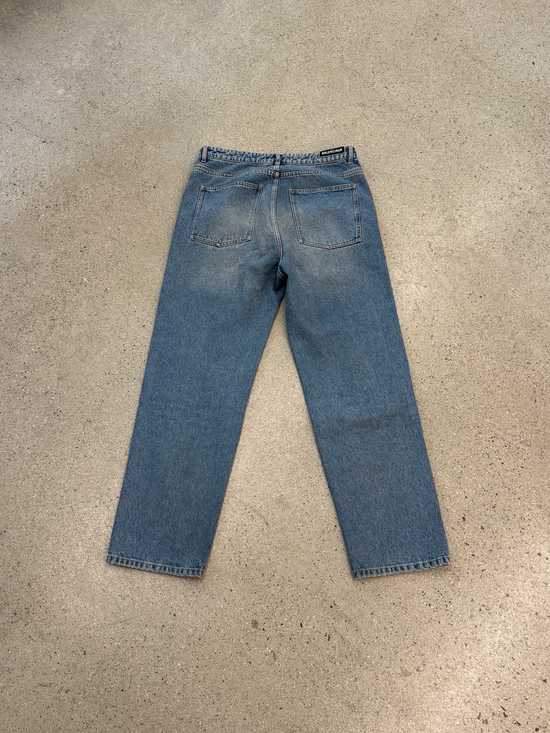 Balenciaga 레귤러핏 데님 32 SIZE 상품이미지4