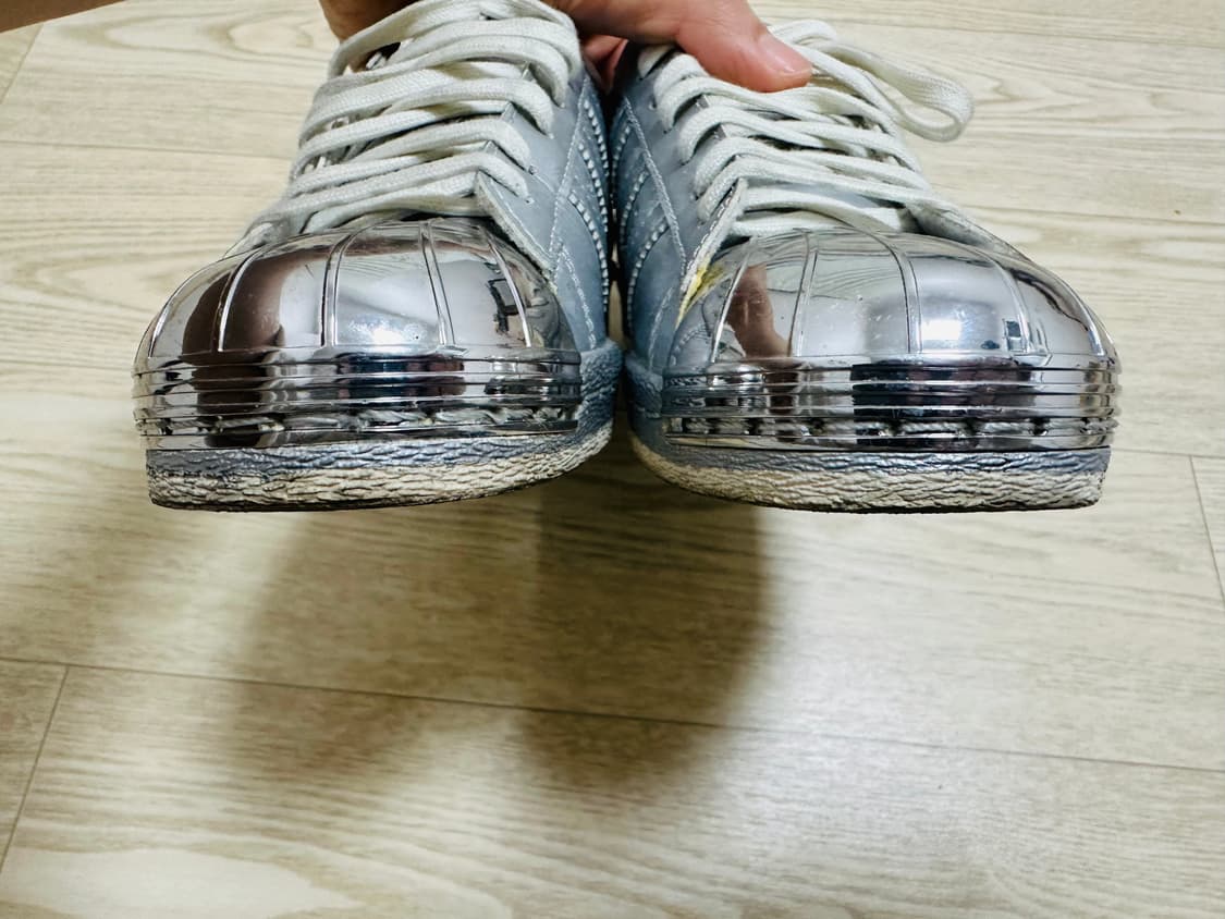 슈퍼스타 80s 메탈토 실버 팝니다 상품이미지6