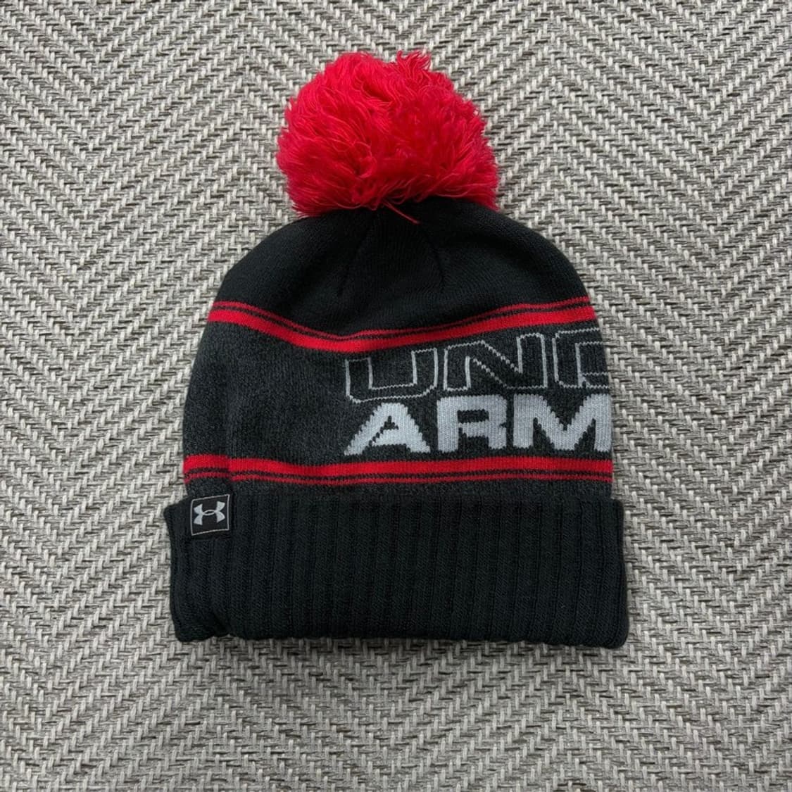 언더아머 하프타임 폼 비니 v2423 상품이미지1