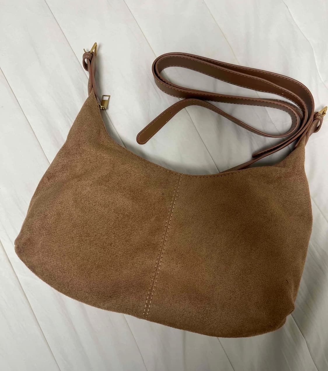 스웨이드 숄더백 상품이미지1