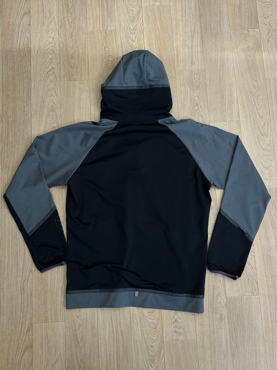 [XL] 오클리 소프트쉘 후디집업 자켓 상품이미지7