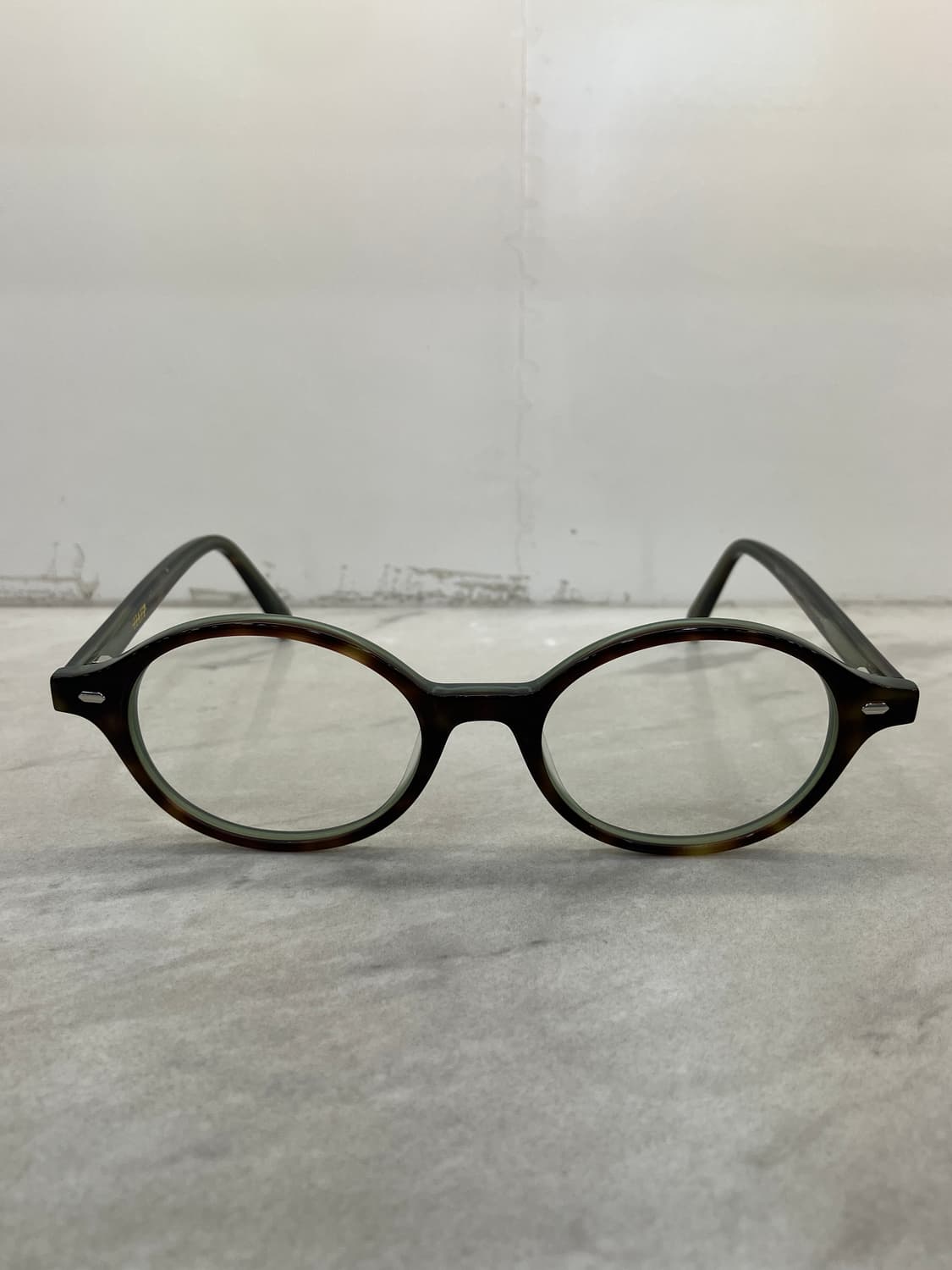 하츠 Hatz 긱시크 옥브라운 오벌 뿔테 Jade brown 상품이미지5