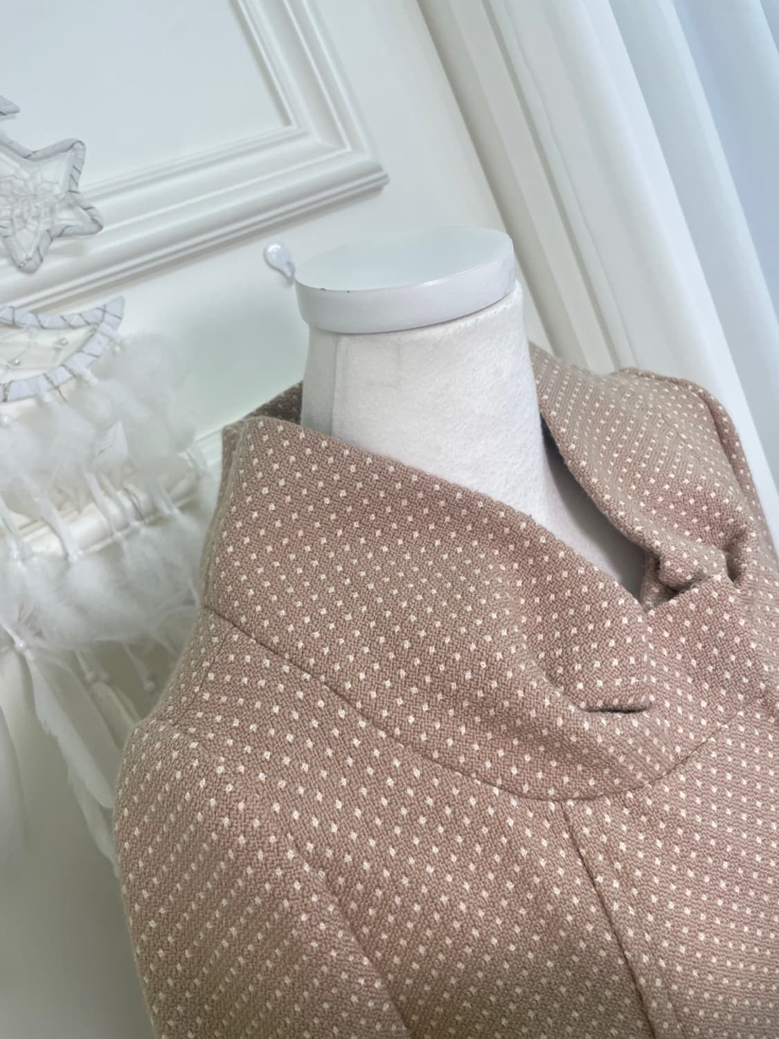 beige dot bow collar mori midi coat jack 상품이미지8