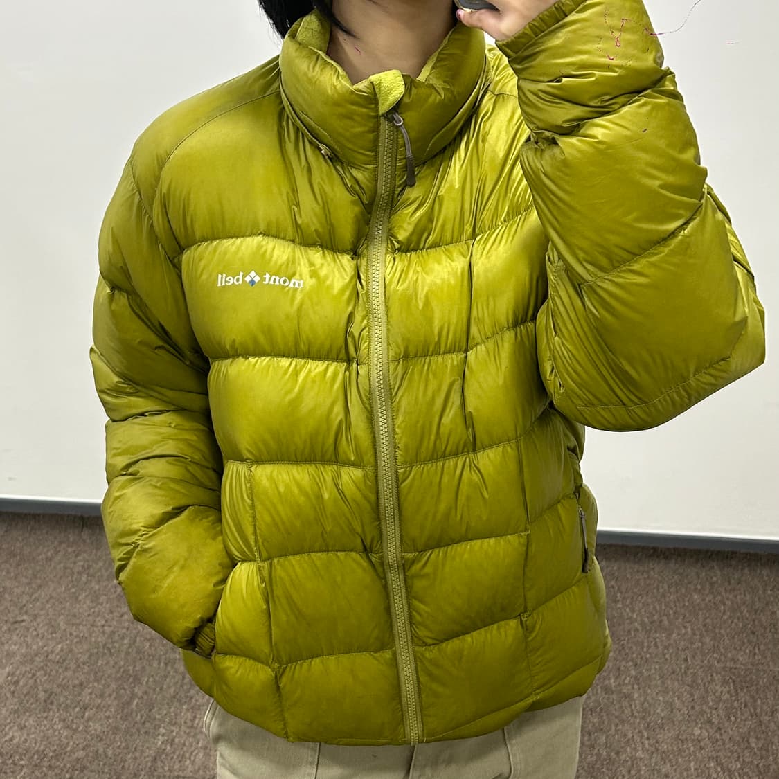 Montbell 몽벨 올리브 라이트 인 다운 패딩 상품이미지2