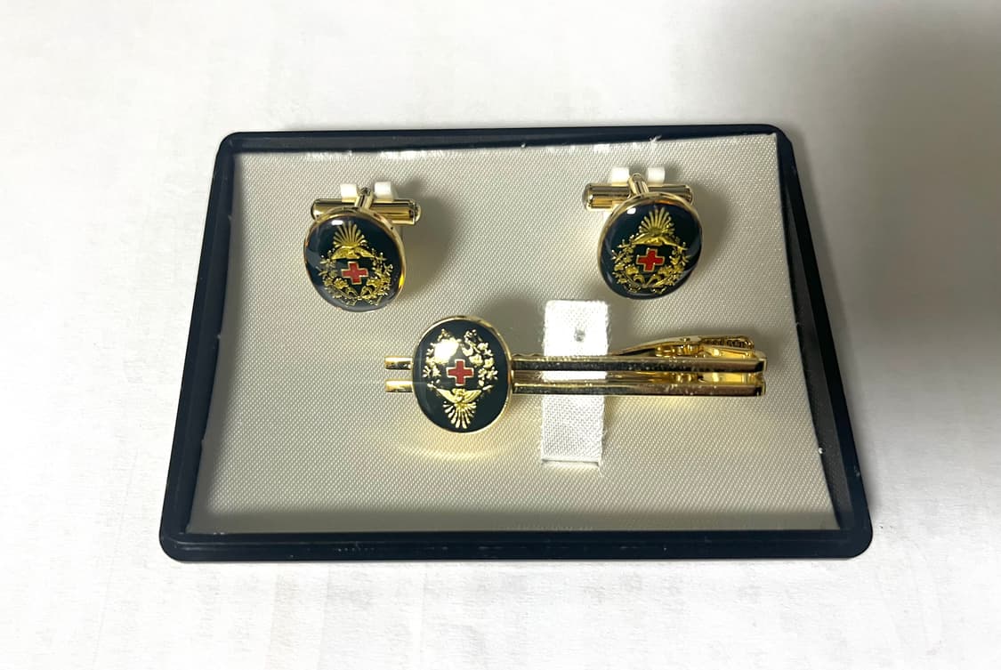 일본 적십자사 넥타이핀 커프스세트 상품이미지1