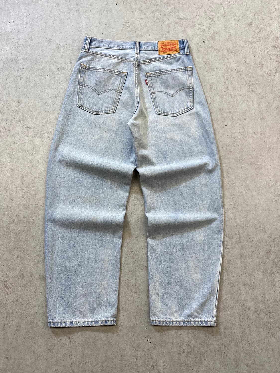 [30-31] Levi's 578 리바이스 연청 루즈핏 데님팬츠 상품이미지1