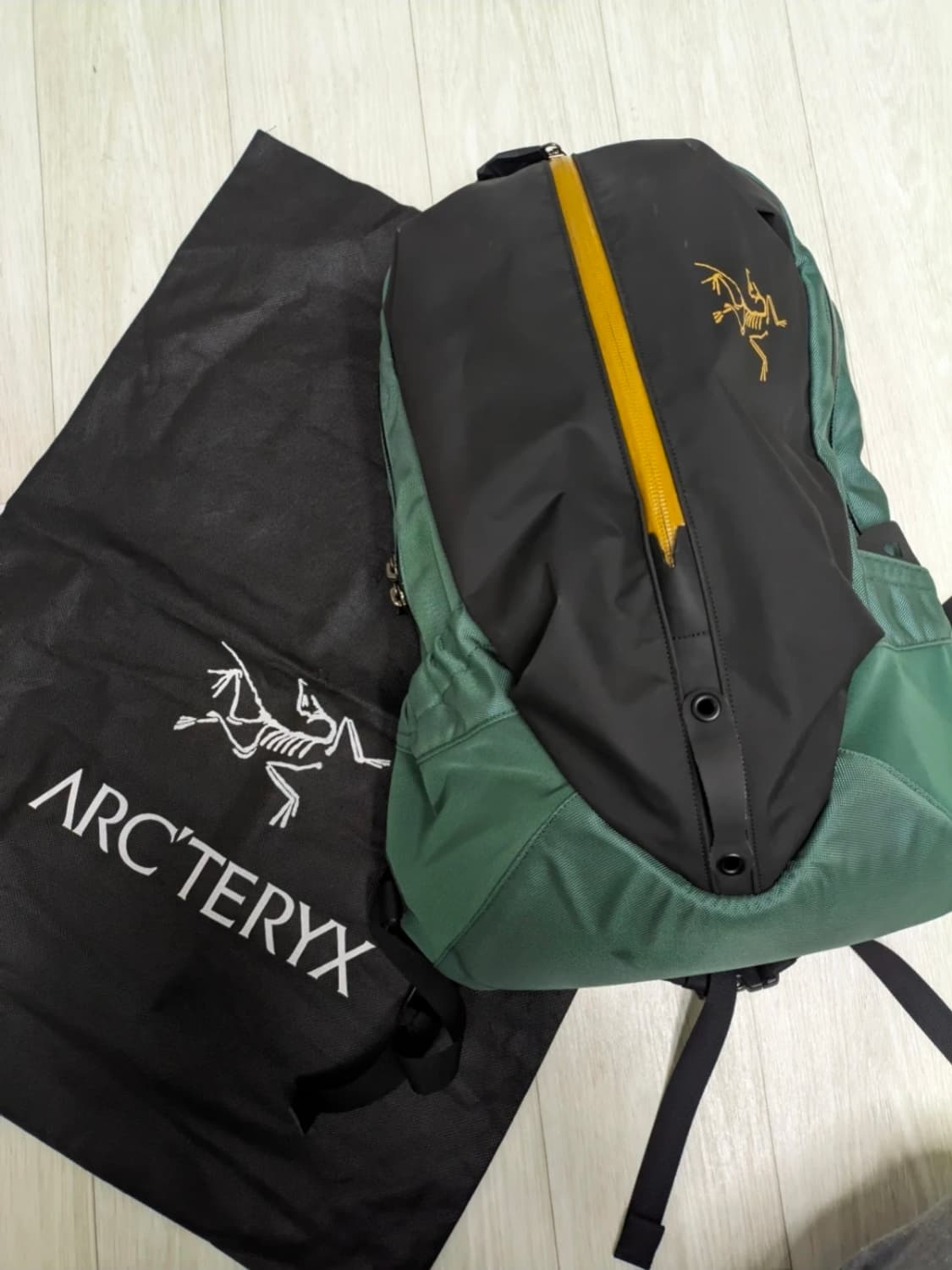 아크테릭스 아로16백팩 다크매직 상품이미지1