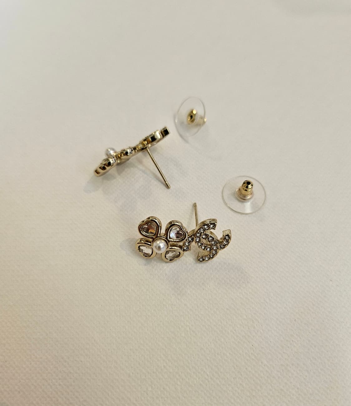 샤넬 CC 크리스탈플라워 귀걸이 샴페인골드 업사이클링 상품이미지5