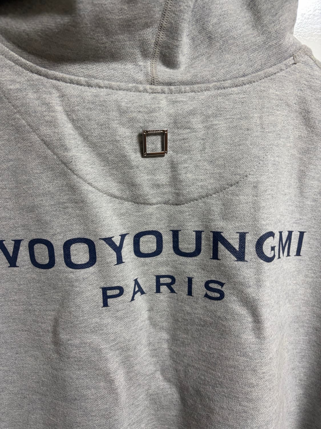 [50]우영미 블랙 백로고 후드 그레이 상품이미지4