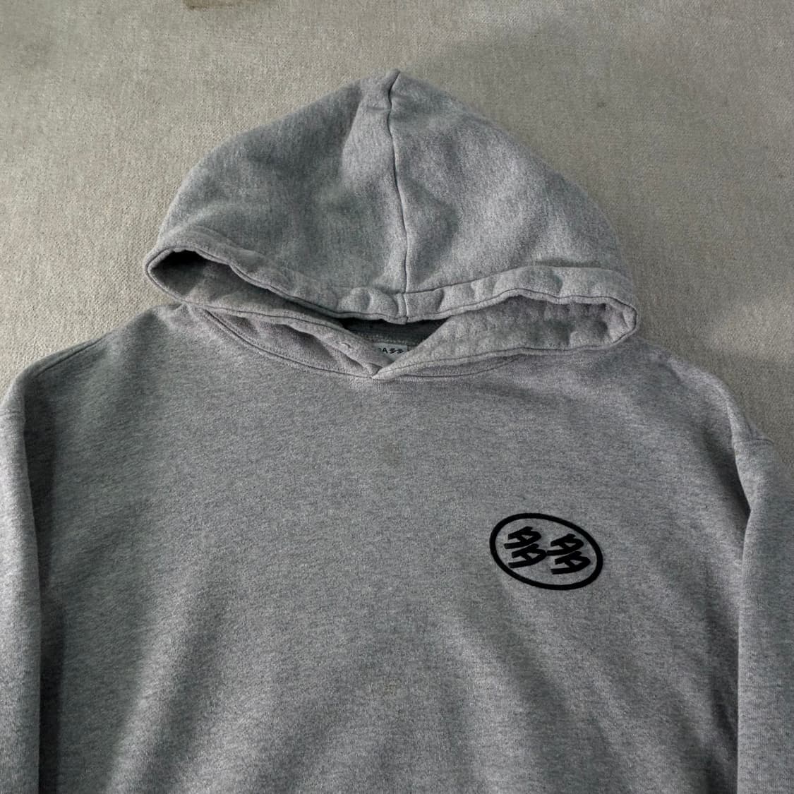 100 다다이즘 로고 그레이 후드티 상품이미지2