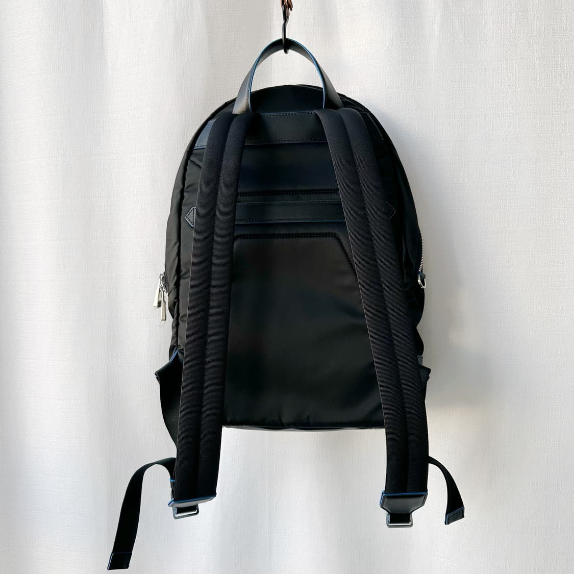 Montblanc 몽블랑 블루 스피릿 미디움 백팩 블랙 상품이미지2