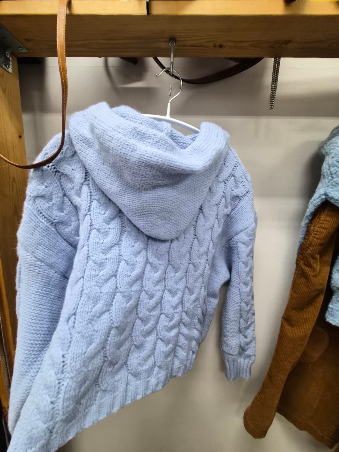 럭키슈에뜨 체크코트. abplus 케이블 후드니트 상품이미지10