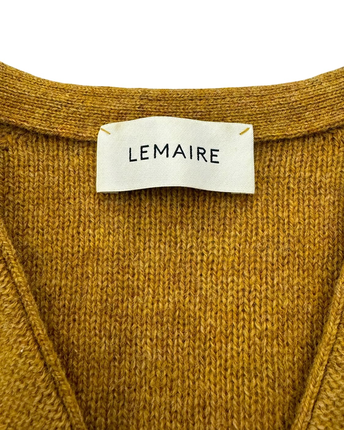 르메르 18AW 머스타드 울 브이넥 니트 상품이미지9