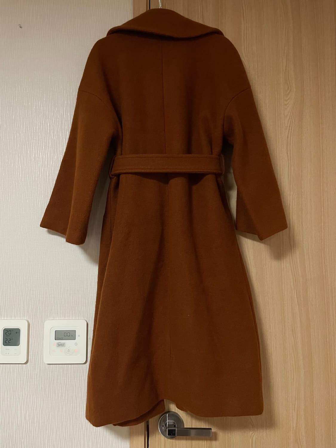 카멜색 벨트 롱코트 상품이미지2