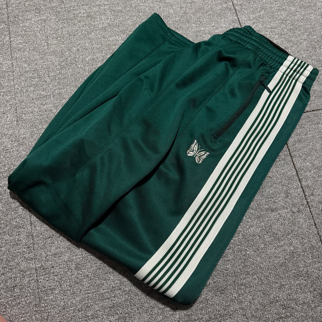 니들스 트랙팬츠hd S 그린 상품이미지1