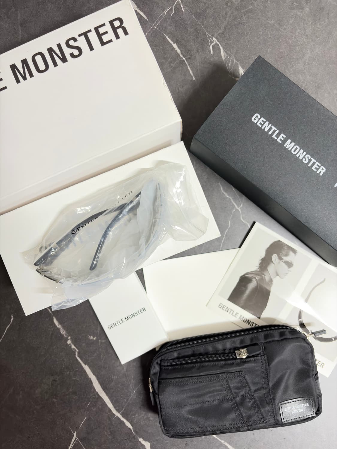 젠틀몬스터 X 크리스 우 컬렉션 GW001 블랙 상품이미지2