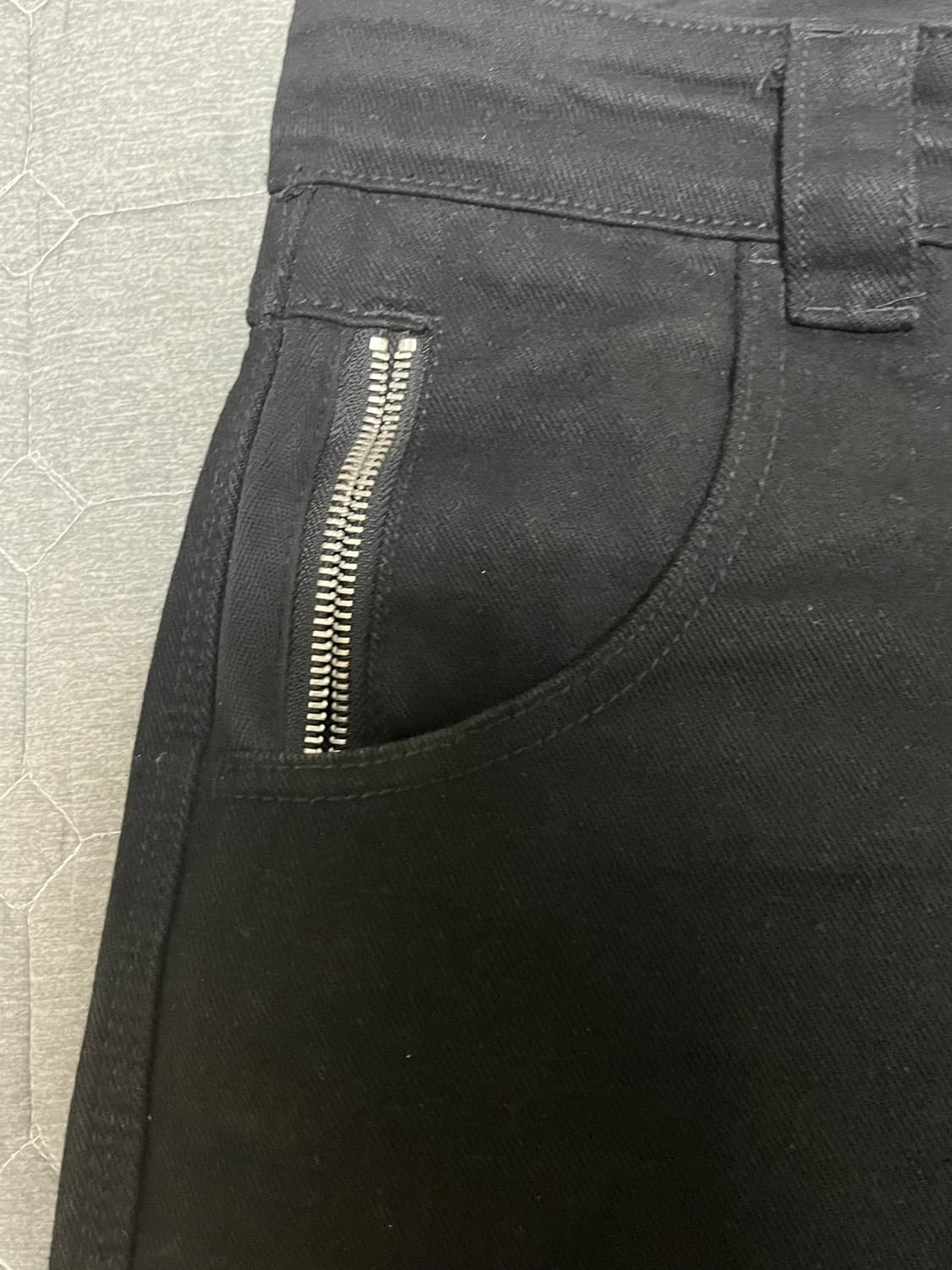 플라스틱 프로덕트 블랙팬츠 mpa 상품이미지2