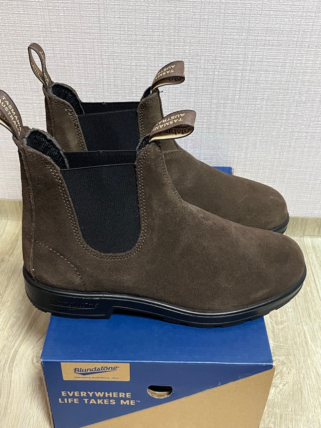 블런드스톤 2410 스웨이드 첼시부츠 8사이즈(270) 상품이미지4