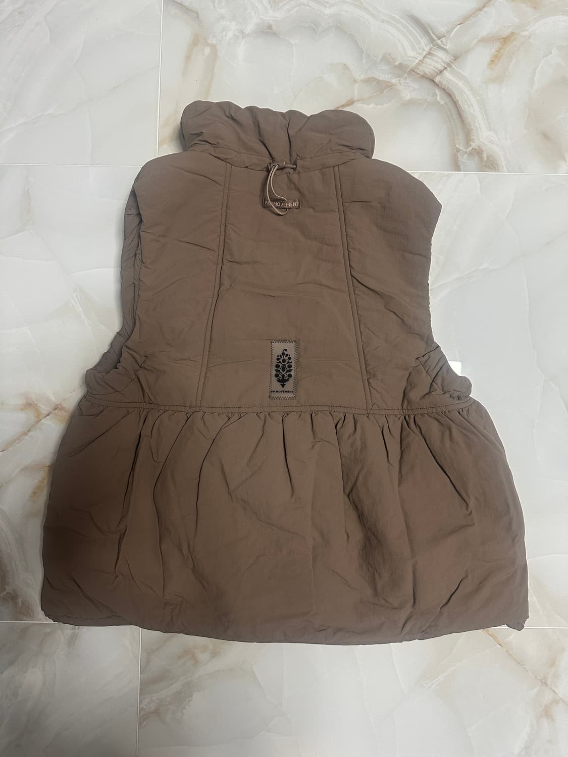 프리피플 무브먼트 푸퍼 베스트 xs (새제품) 상품이미지3