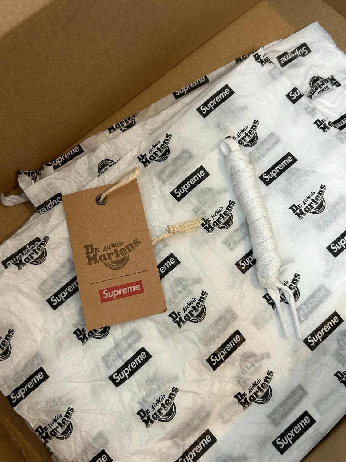 슈프림 닥터마틴 1461 25fw 260 상품이미지9