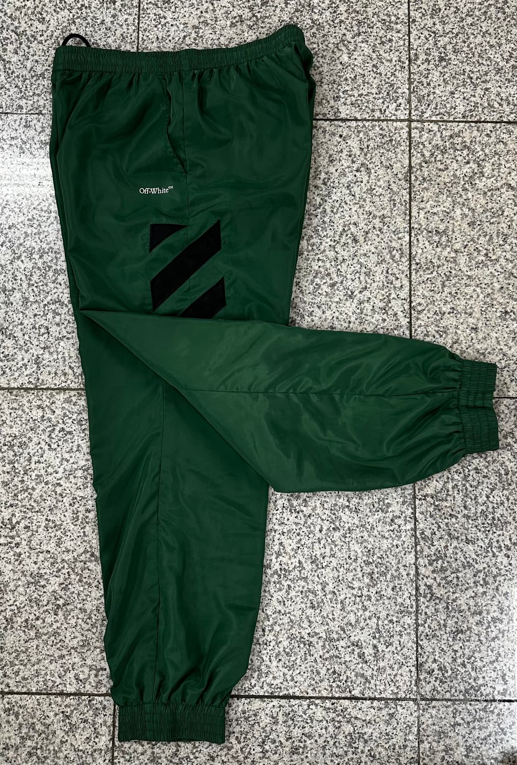오프화이트 그린 트랙 팬츠 상품이미지3