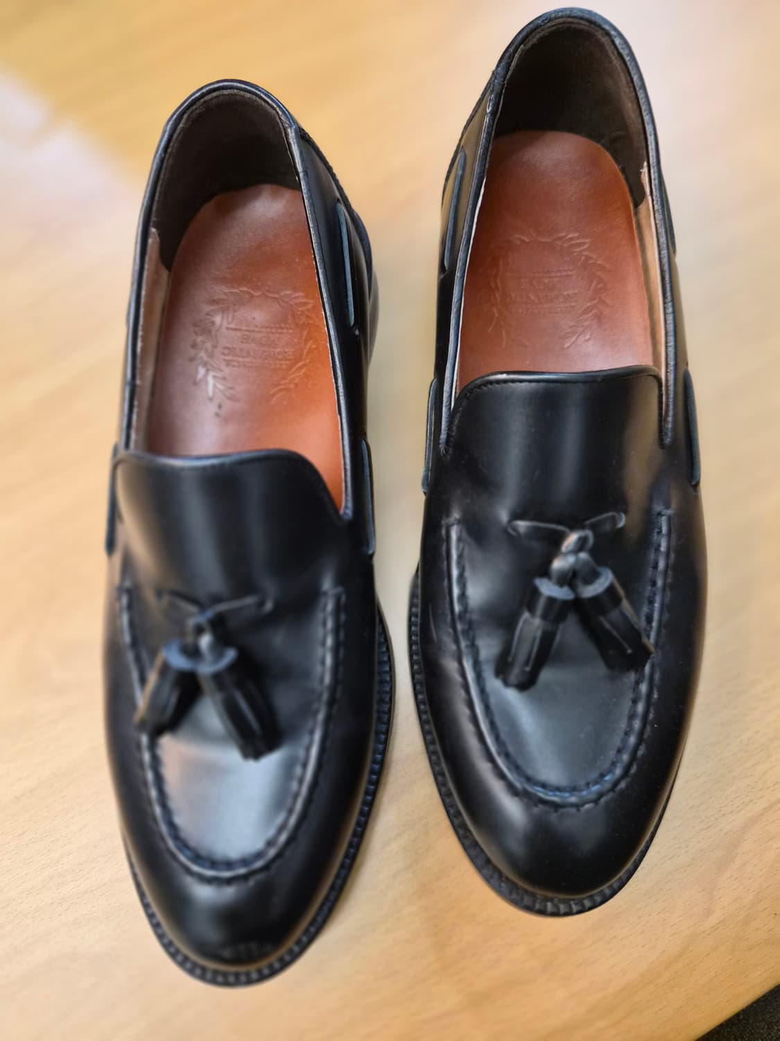 250) 로맨틱 무브 테슬 로퍼 팝니다 상품이미지2