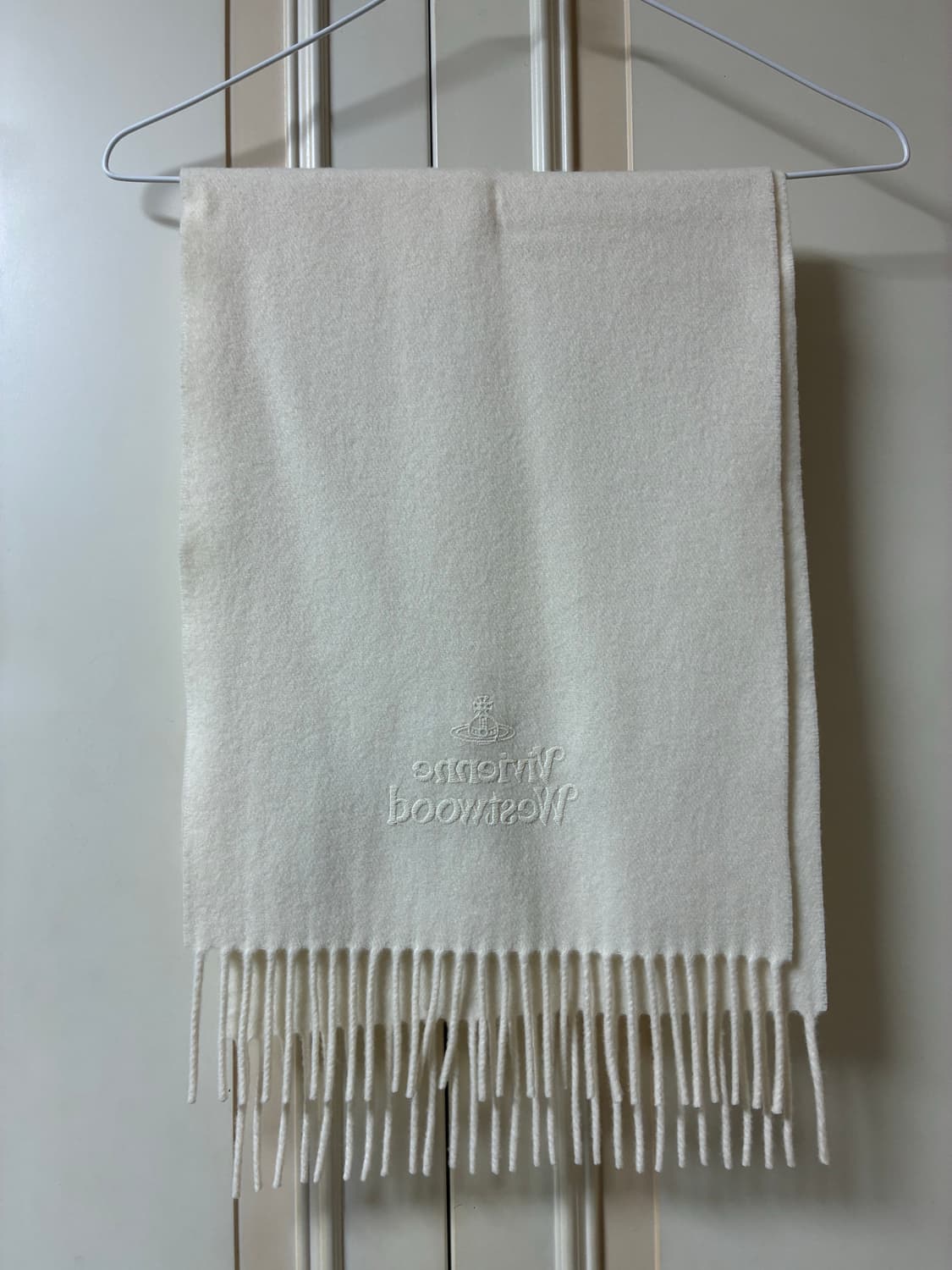 비비안웨스트우드 머플러 상품이미지1