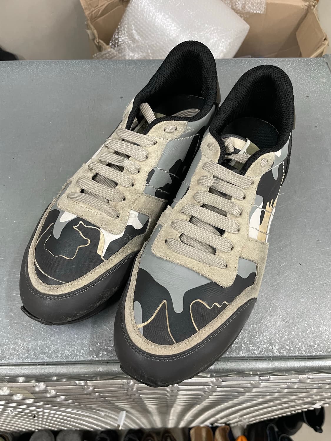 발렌티노 카모플라주 스니커즈 43 상품이미지2