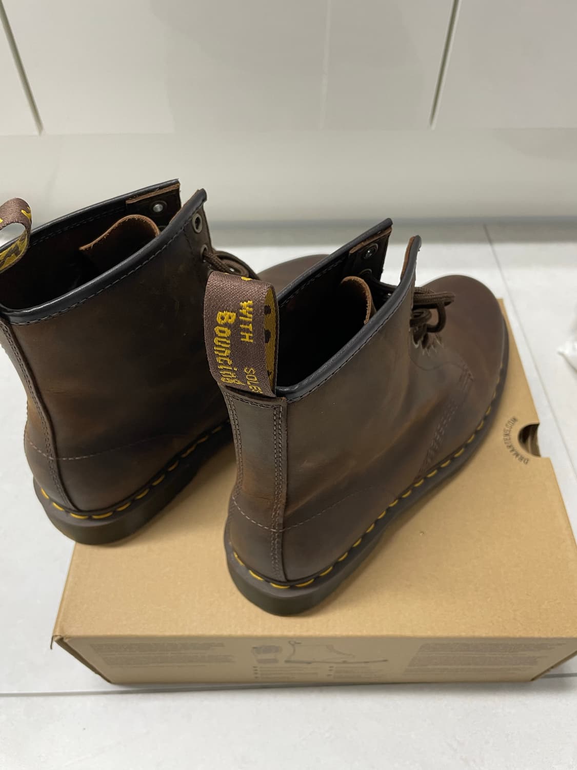 닥터마틴 1460 크레이지 호스 브라운 280 us10 상품이미지4