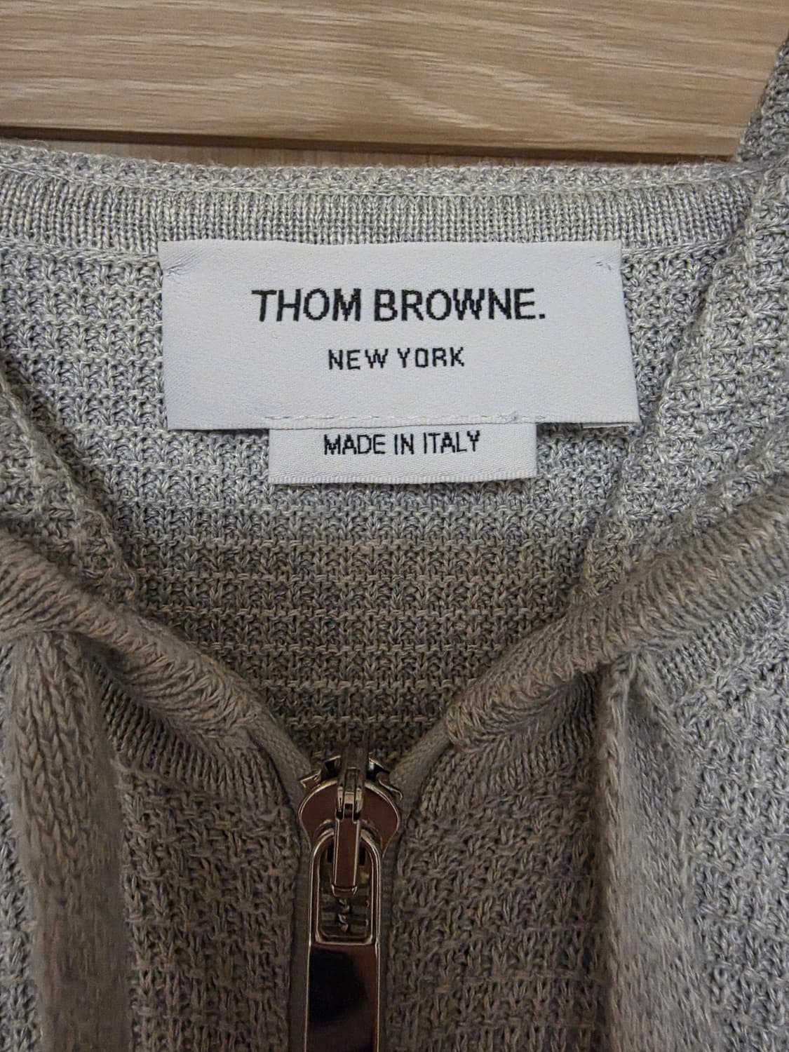 [25년신상] 톰브라운 울 린넨 와플 후드 집업 3사이즈 상품이미지5