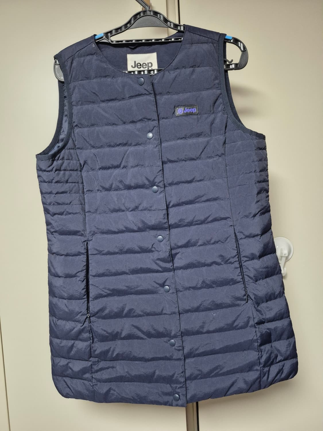 지프 정품 오리털경량패딩조끼 95사이즈 팝니다  상품이미지1