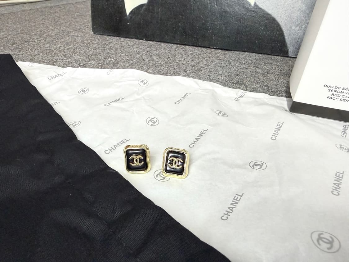 샤넬 클래식 심플 이어링 상품이미지7