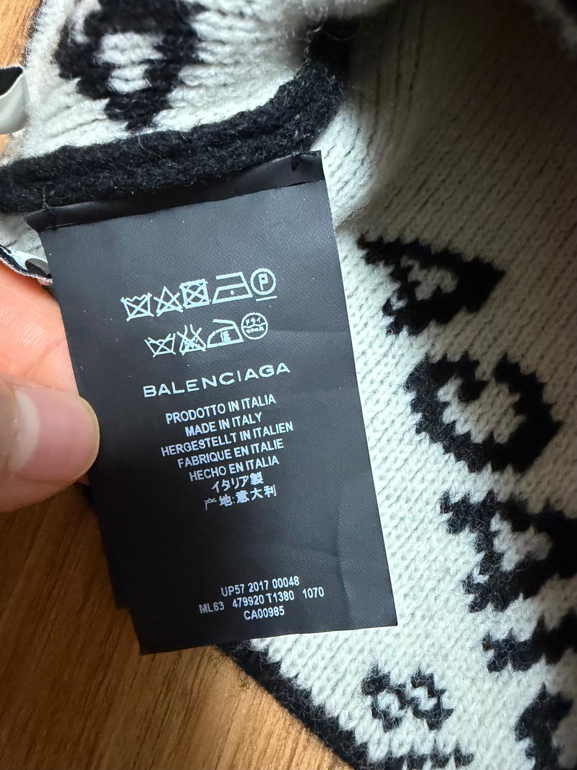 발렌시아가 로고 비니 블랙 상품이미지6