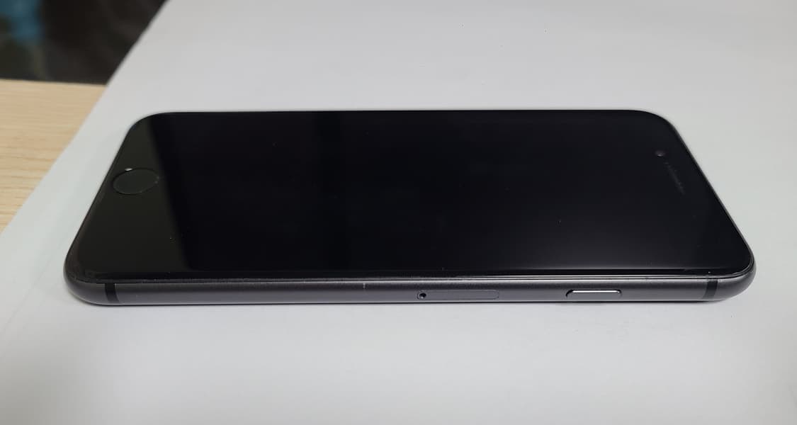 아이폰8 스그 64g 일본판 상품이미지3